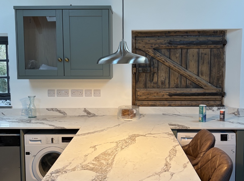 kitchen light installation